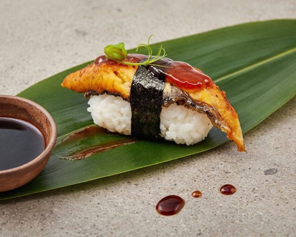 Barfüsser Aal Nigiri